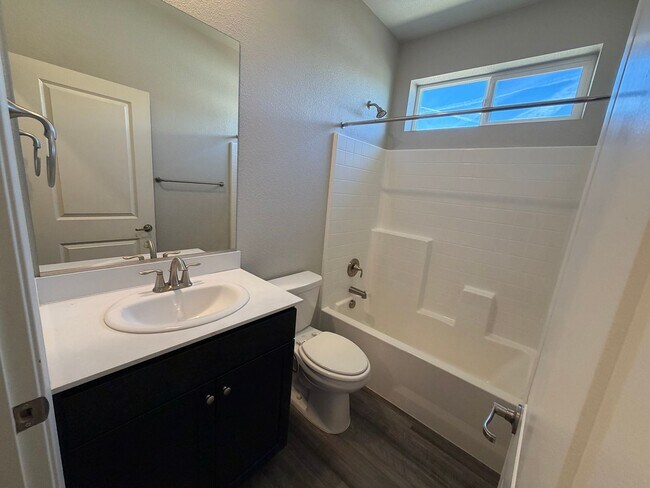 Building Photo - 3 bed/ 2 bath Reno home available in the Wild Stallion Estates
