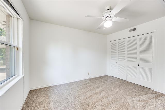 Building Photo - 3580 Ainsworth Dr