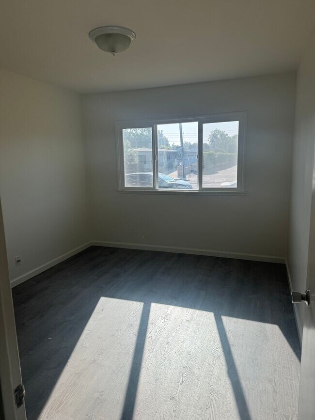 Building Photo - Charming 3-Bedroom Home in Downtown La Verne