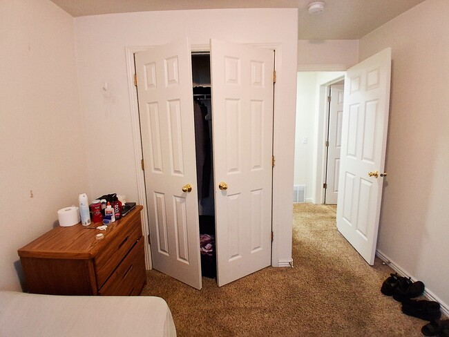 Building Photo - 416 N Seven Peaks Blvd