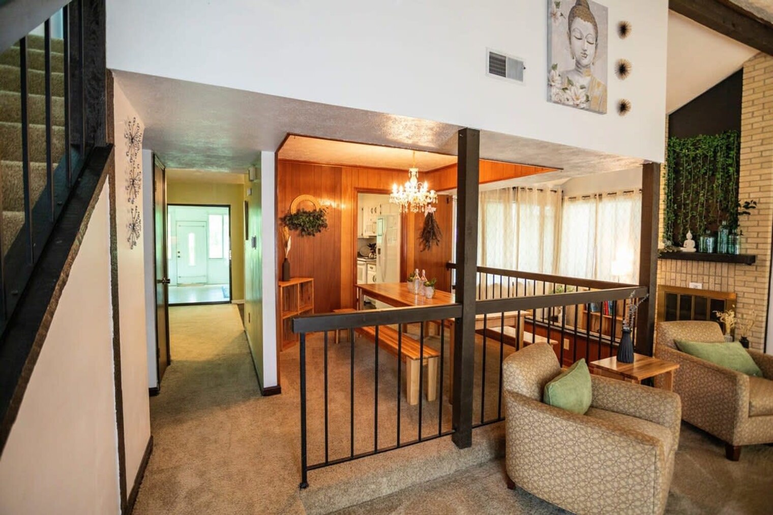 Building Photo - 2916 Moorcroft Dr
