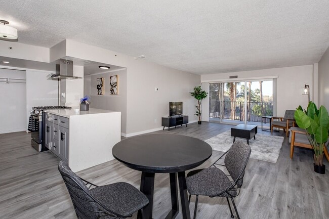 Floorplan - Redondo Tower Condominiums