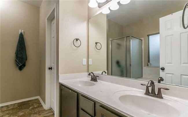 Building Photo - 3-bedroom 2.5 bathroom house for rent!