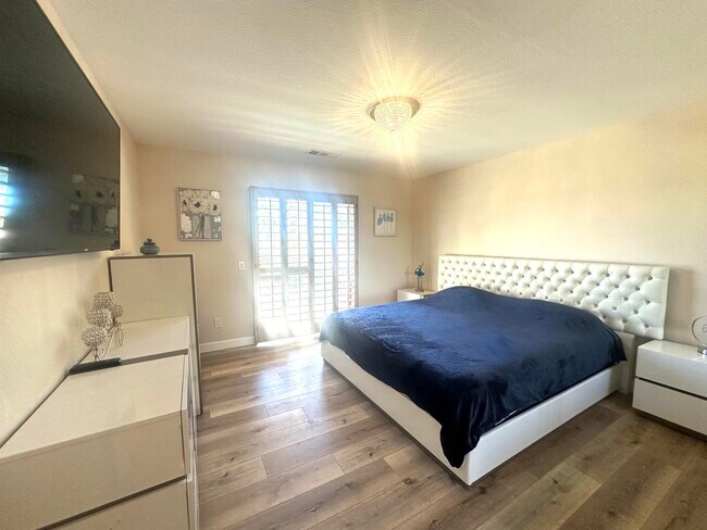 Building Photo - 76961 Sheffield Ct