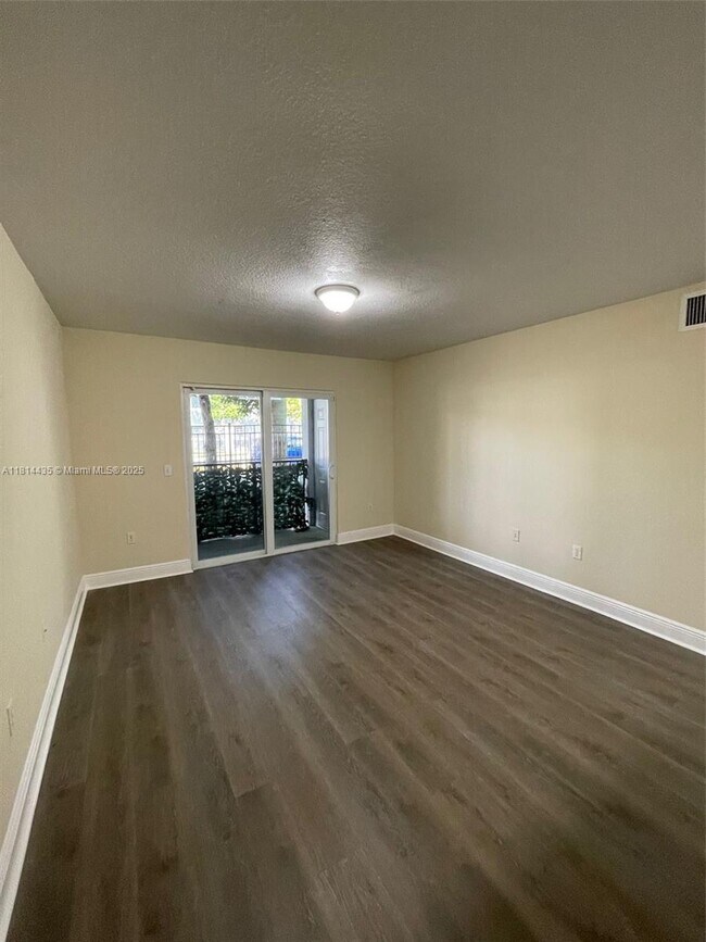 Building Photo - 15400 SW 284th St