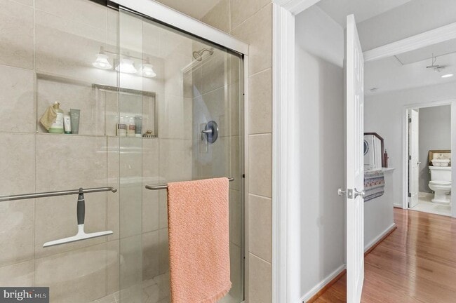 Building Photo - 122 W Henrietta St