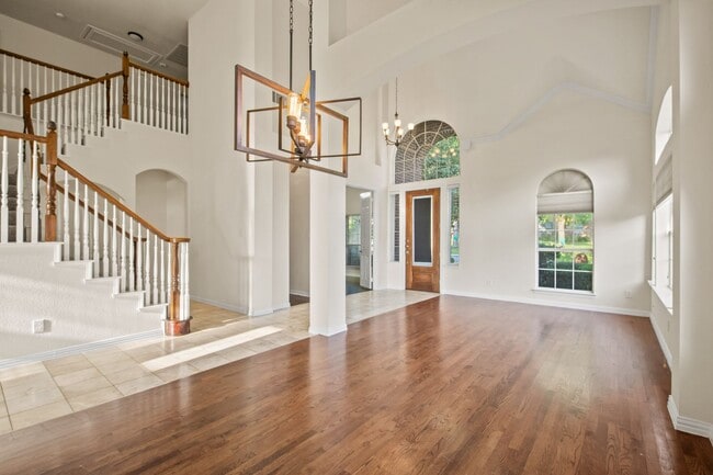 Building Photo - Stunning 4-Bedroom Rental Home with office...