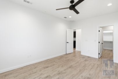 Building Photo - 505 Thelma Dr