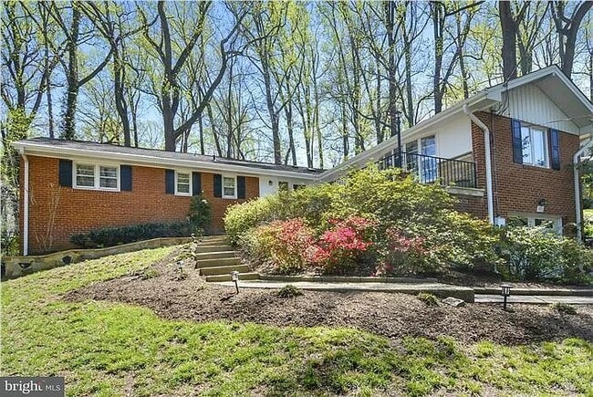 Building Photo - 3652 Tallwood Terrace