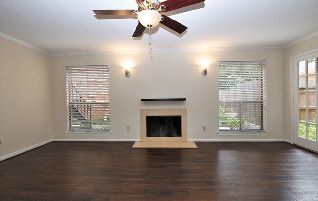 Building Photo - 1601 S Shepherd Dr