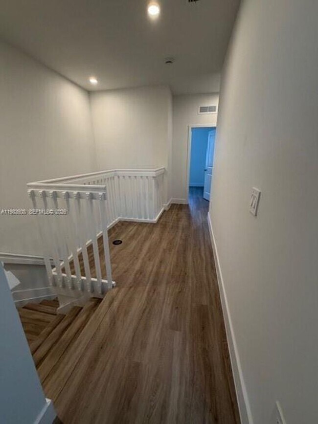 Building Photo - 18943 345th Ter