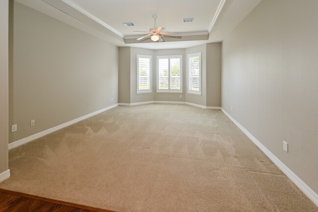 Building Photo - 17714 Meadow Crossing Ln