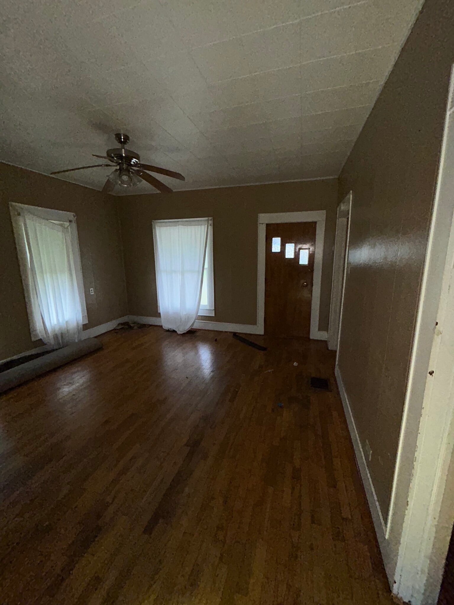 Building Photo - 404 S Thomas St