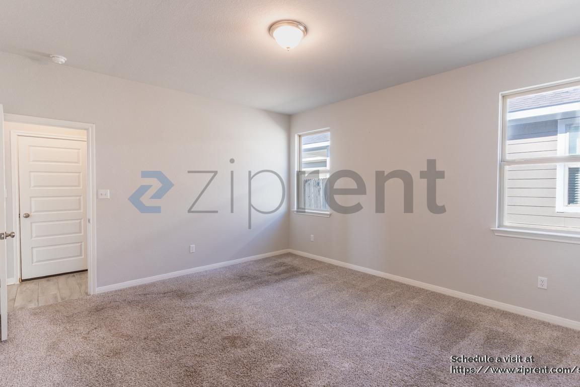 Building Photo - 2533 Pecan Island Dr
