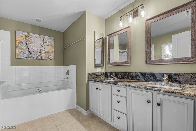 Building Photo - 4212 NW 37th Ave