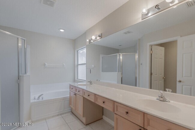 Building Photo - 684 Sid Dr