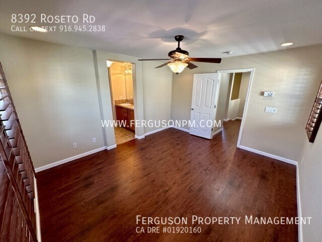 Building Photo - 8392 Roseto Rd
