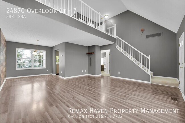 Building Photo - 24870 Overlook Ct