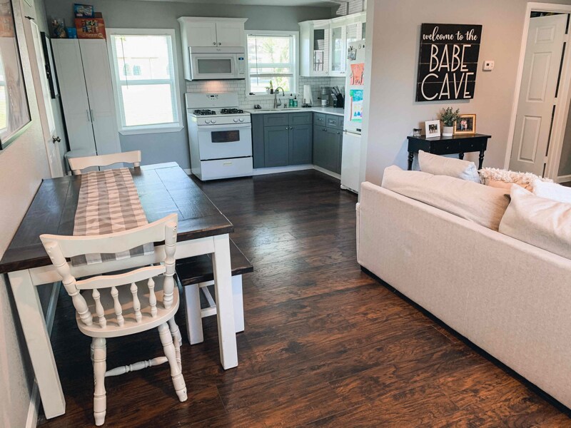 Building Photo - 110 N Bell St