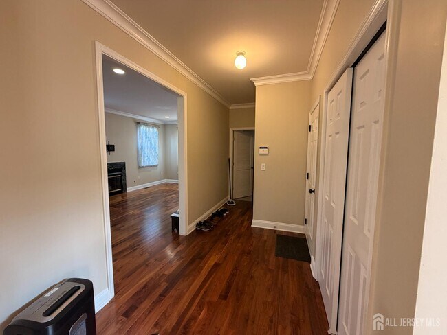 Building Photo - 87 Timberhill Dr