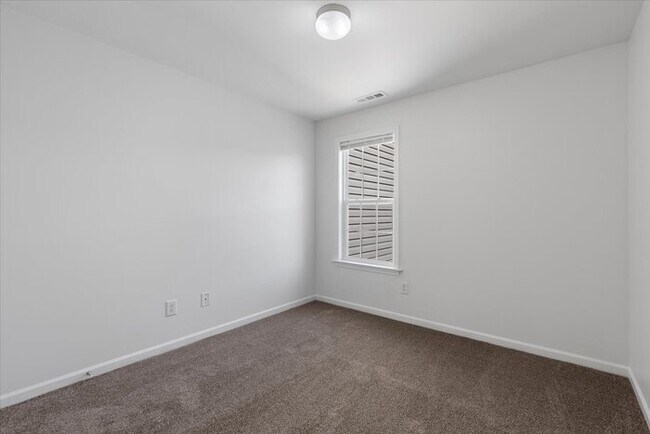 Building Photo - ***Coming Soon!!!***Clayton Townhome for Rent