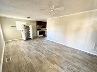 Building Photo - 1 bed / 1 bath - Pendleton SC