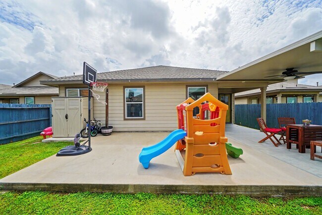 Building Photo - Spacious 4-Bedroom Retreat in Desirable Miller Ranch - Realtor Commission: $500