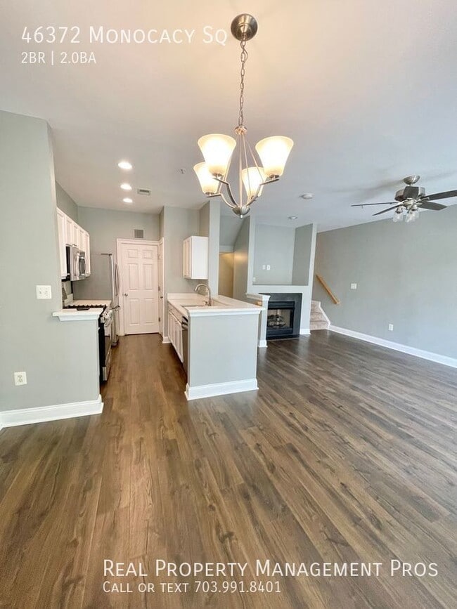 Building Photo - 46372 Monocacy Square