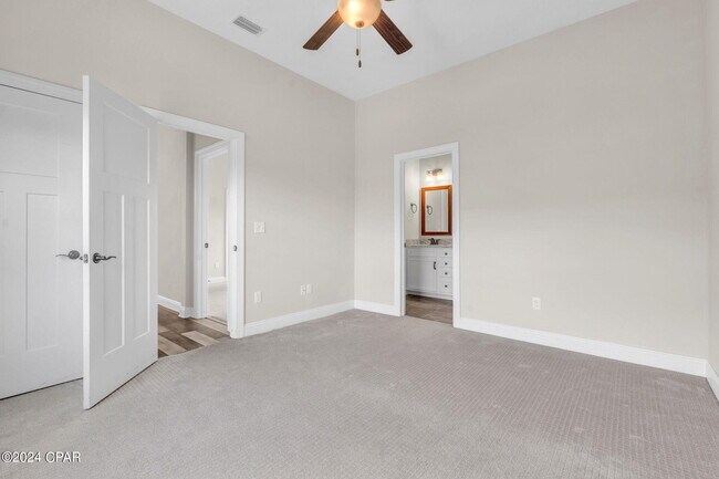 Building Photo - 104 Lakeview Terrace