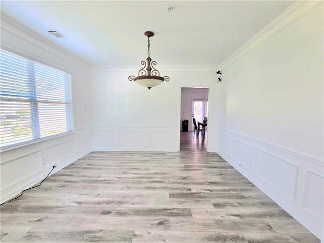 Building Photo - 1140 Foxcroft Dr