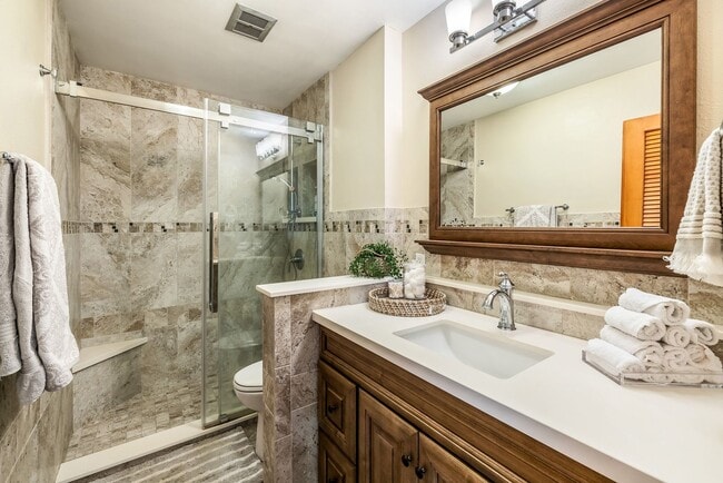 Building Photo - 46-490 Kuneki St