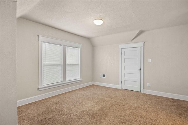 Building Photo - 2319 Norton Ave