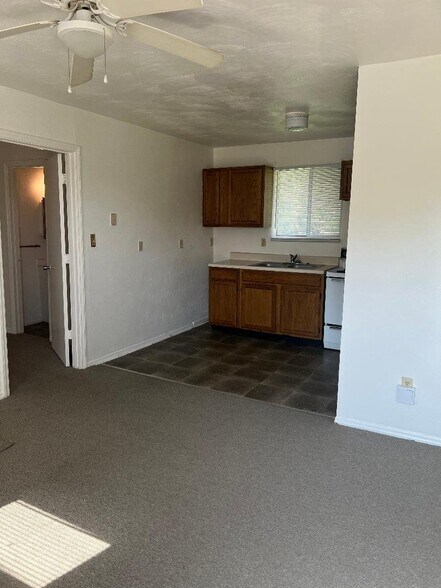 Building Photo - 1416 Moorman Ave NW