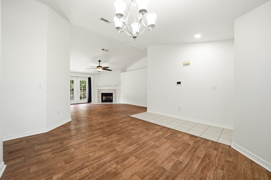 Building Photo - 6381 Havenmist Ln