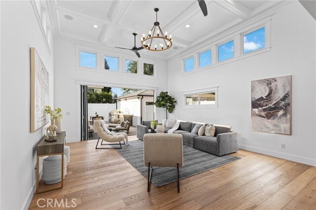 Building Photo - 12947 La Maida St