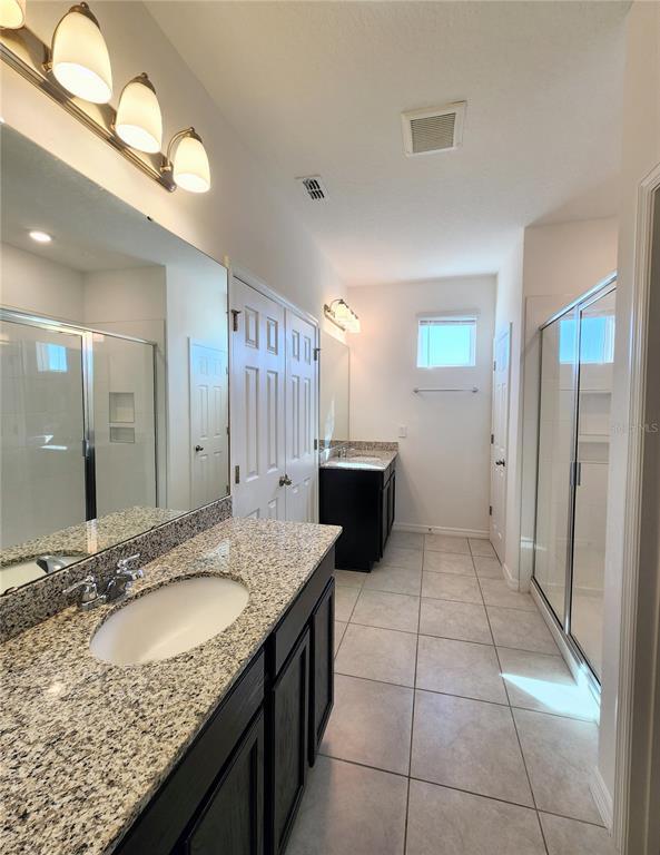 Building Photo - 10360 Austrina Oak Lp