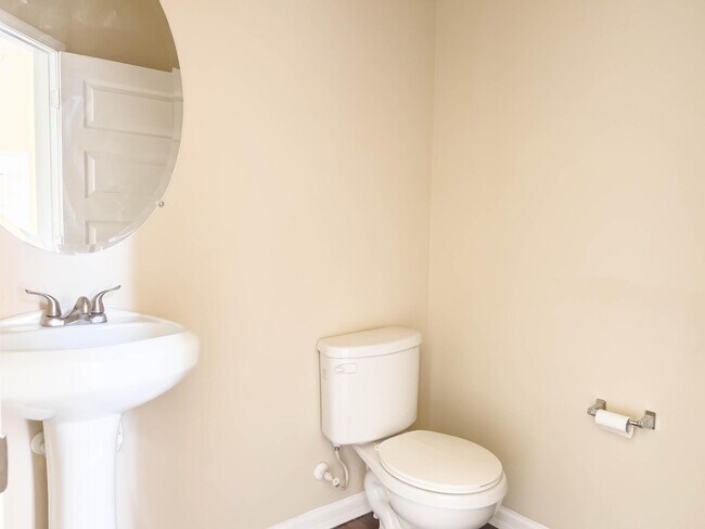 Building Photo - 4861 Coal Creek Dr