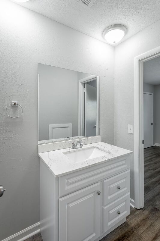 Building Photo - 4405 Delashmitt Rd