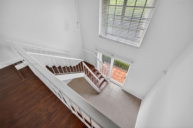 Building Photo - 8550 SW 109th Ave