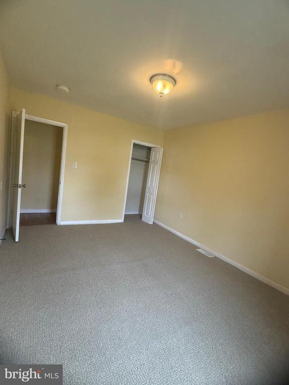 Building Photo - 75 Melrose Ave