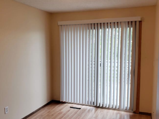 Building Photo - 4205 22nd Ave NW