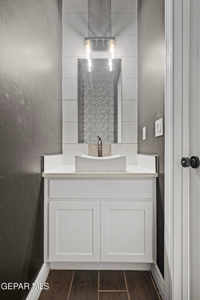 Building Photo - 13445 Emerald Crystal Dr