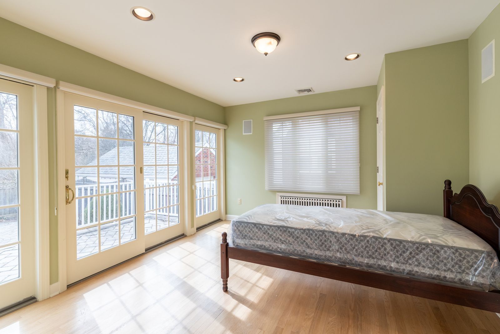 Building Photo - 42 Jefferson Ave