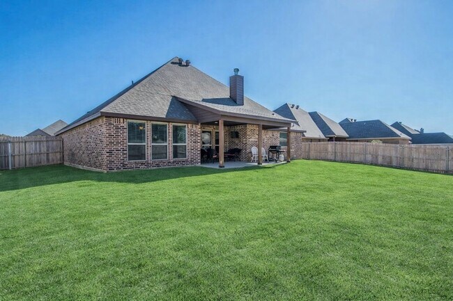 Building Photo - 133 Whitetail Dr