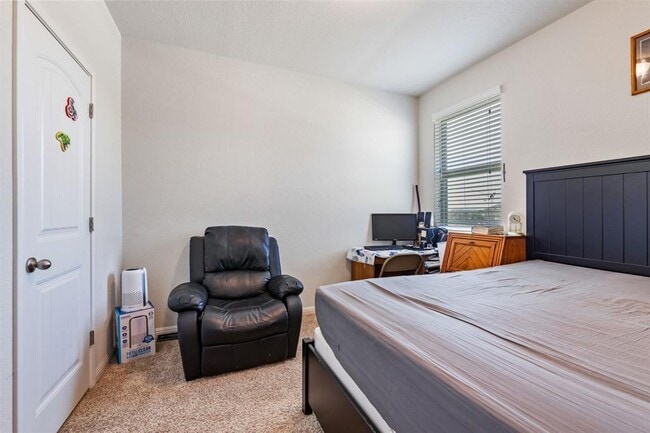 Building Photo - 8101 Pescara Cove