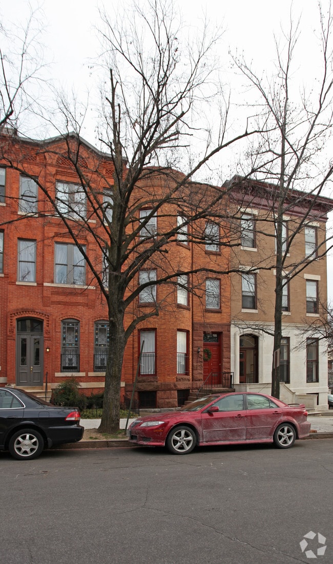 Building Photo - 1703 Bolton St