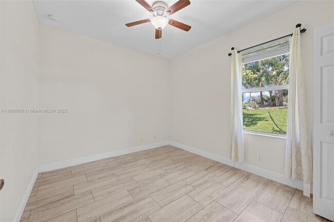 Building Photo - 1273 Scarlet Oak Cir