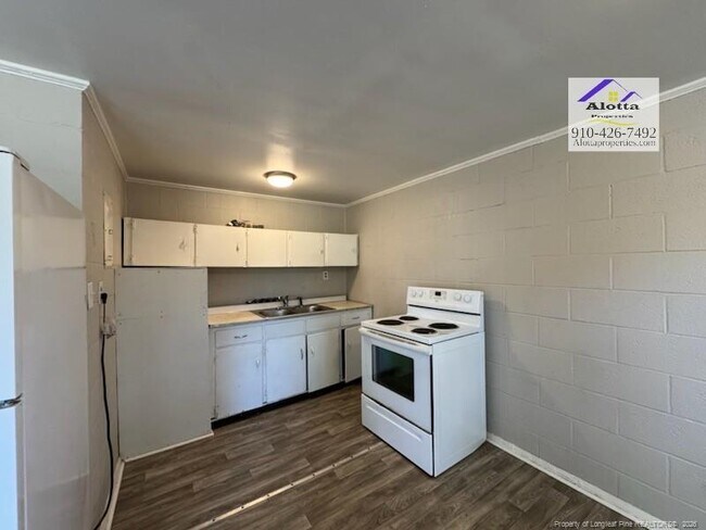 Building Photo - 1153 Tammy St