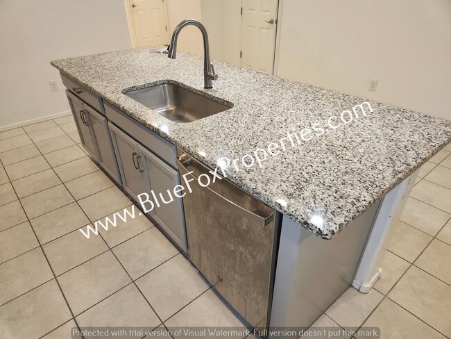 Building Photo - 10897 W Sarabella Dr