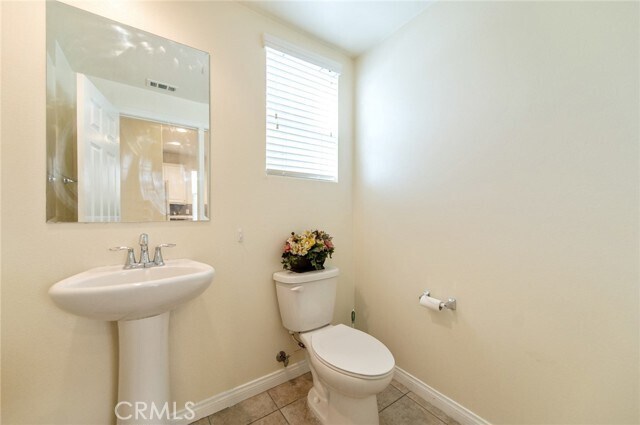 Building Photo - 2841 E Via Terrano
